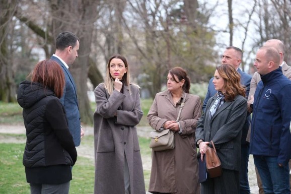 Ministarka Mesarović potpisala ugovor za rekonstrukciju Starog zdanja u Aranđelovcu