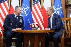 Tusk spotkał się z nowym dowódcą NATO. Grynkewich ostrzega przed konfliktem z Chinami i Rosją