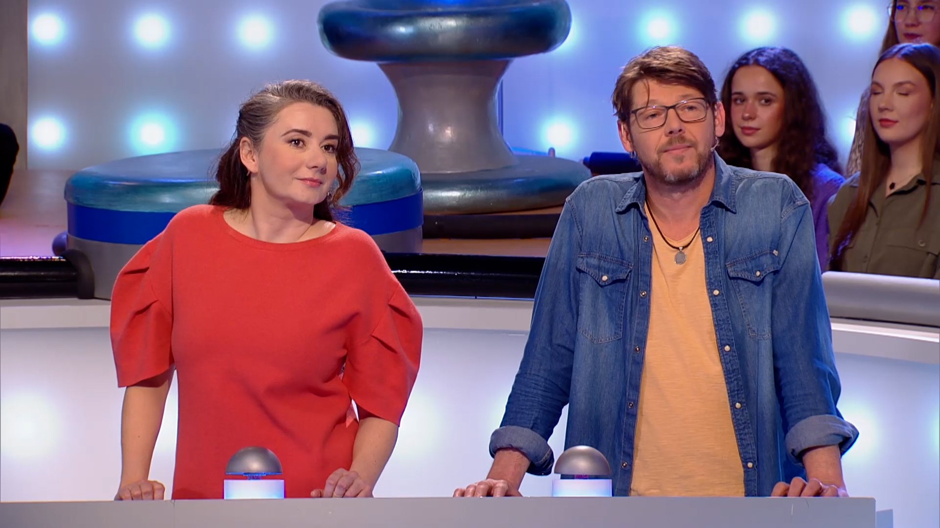 Zuzana Konečná a Ondřej Daniš v šou Záhady tela.