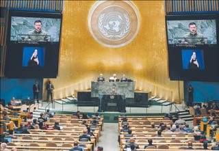 Pociski i polityka. Kluczowe negocjacje o przyszłości Ukrainy w USA