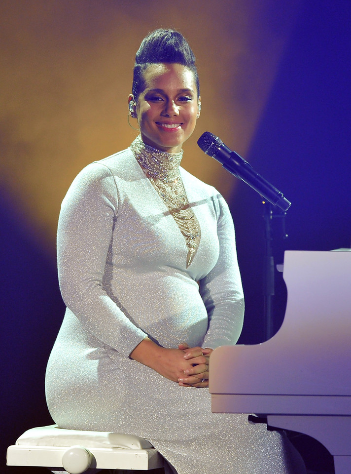Alicia Keys w siódmym miesiącu ciąży na MTV EMA