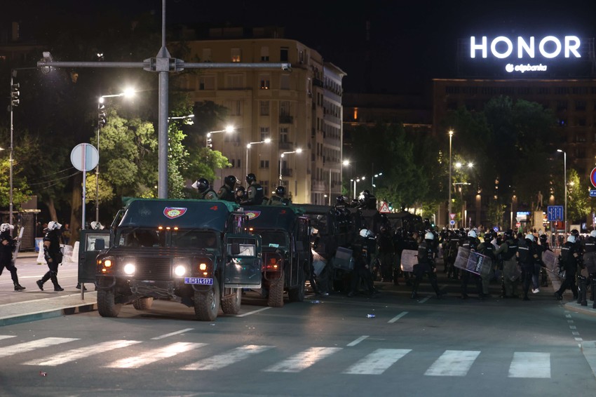 Policija na okupljanju 