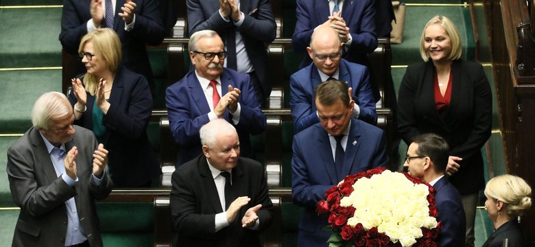 Polskim politykom zarządzanie krajem nieustannie myli się z grą komputerową [FELIETON]