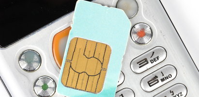 Jak zarejestrować kartę SIM? Poradnik