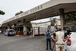 Papież Franciszek opuścił klinikę Gemelli