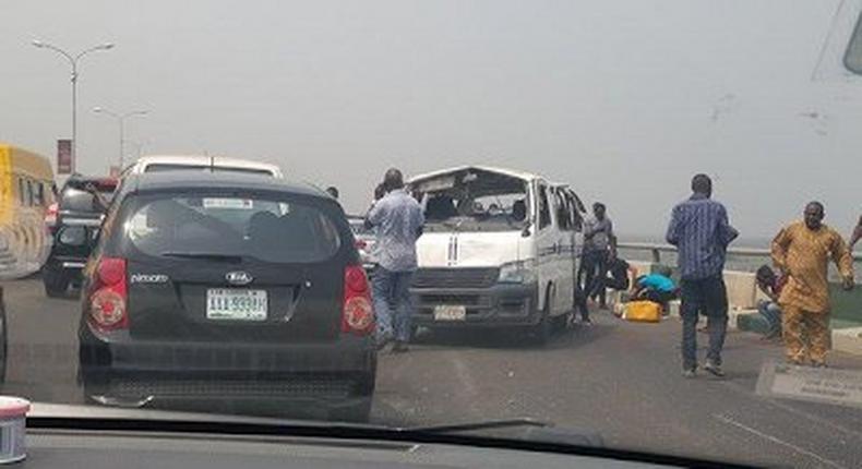 Bus accident on 3rd mainland bridge