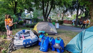 Veslaju Južnom Moravom kako bi pomogli deci oboleloj od raka