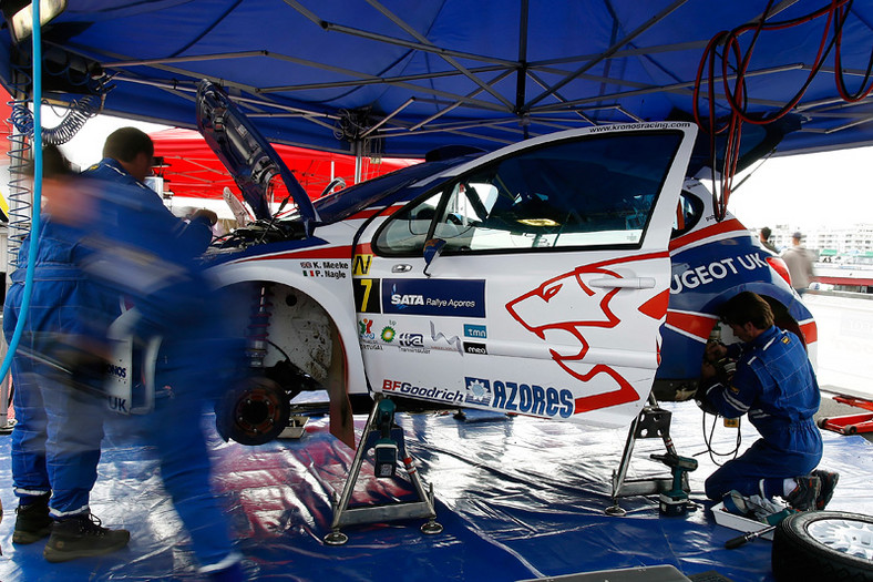 IRC – SATA Rally Acores: Kris Meeke i Peugeot 207 S2000 (fotogaleria)