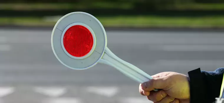 Jeździsz bez pasów? Policja ma na ciebie nowy sposób. Nawet się nie zorientujesz, kiedy cię złapie