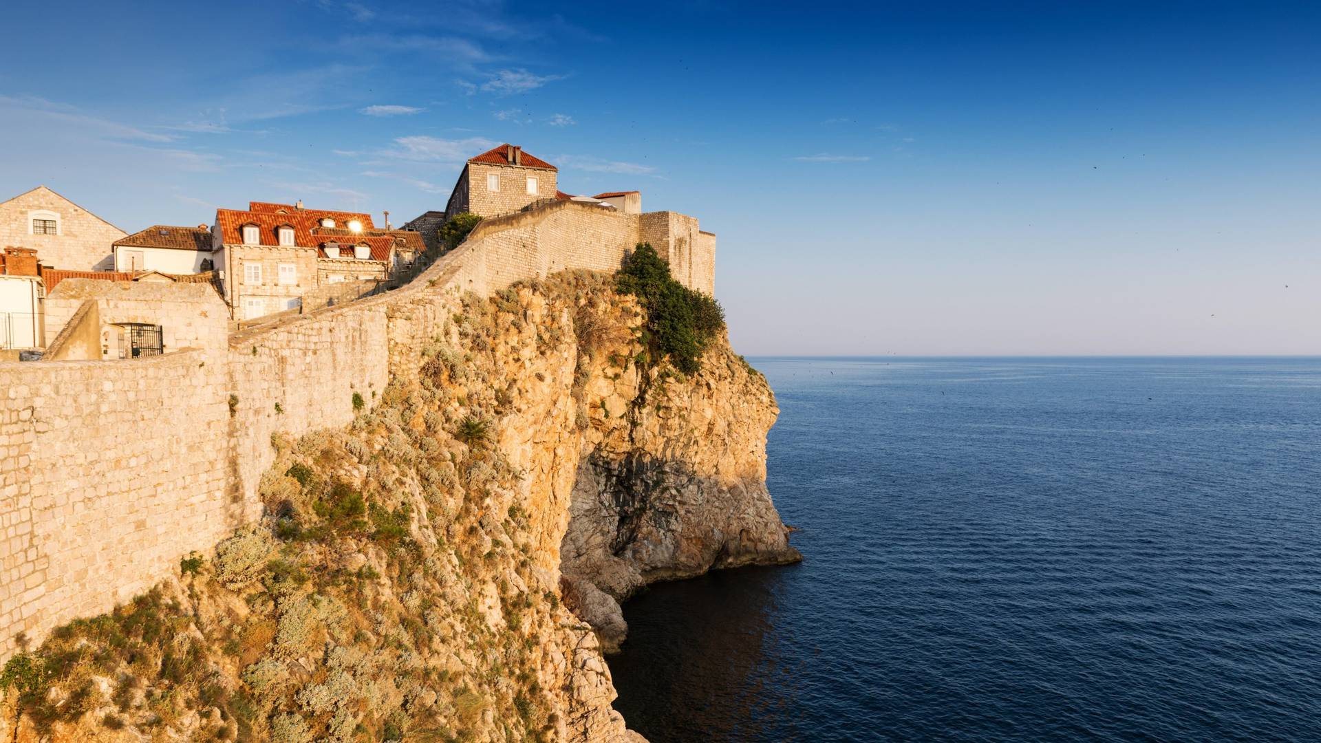 Hrvatska produžila zabranu prelaska granice za Srbe, na primorje se može pod ovim uslovima