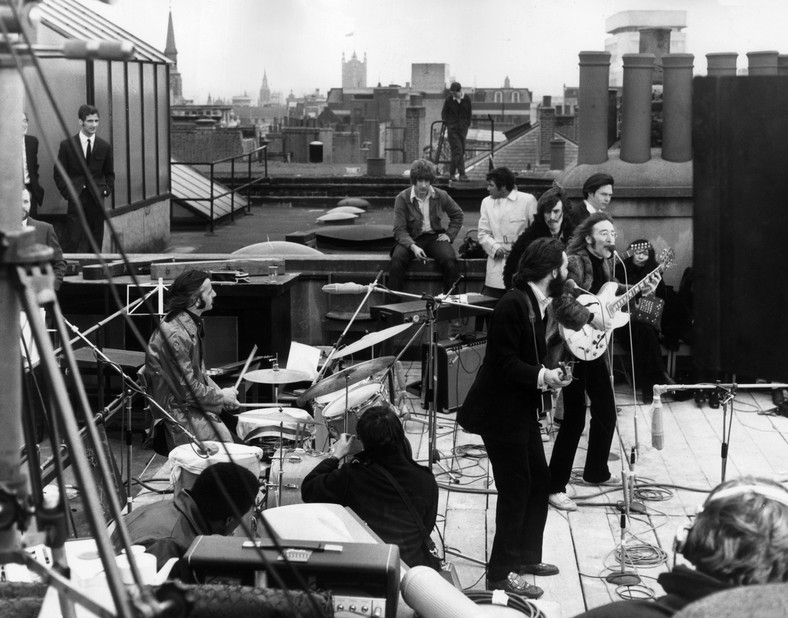 The Beatles na dachu budynku Apple