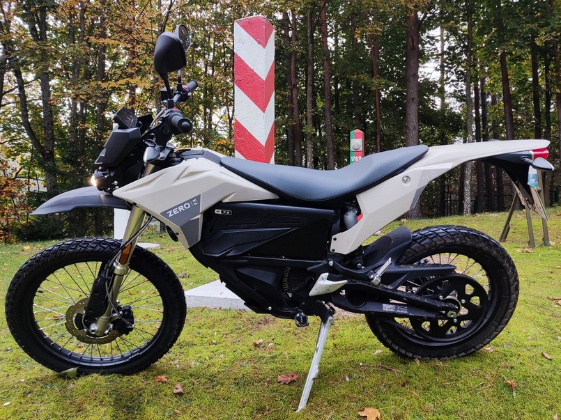 Motocykle Zero FX w Straży Granicznej