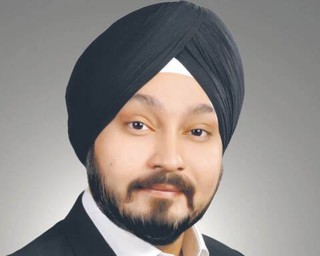 Sethi: Operatorom radzimy: Nie komplikujcie 5G [WYWIAD]