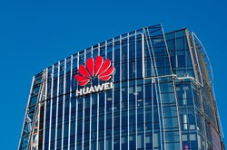 Huawei znów na cenzurowanym w Europie