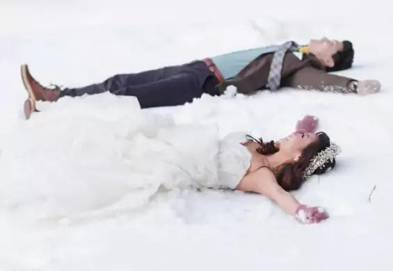 14 par, które udowodniły, że ślub w zimie może być fajny i piękny