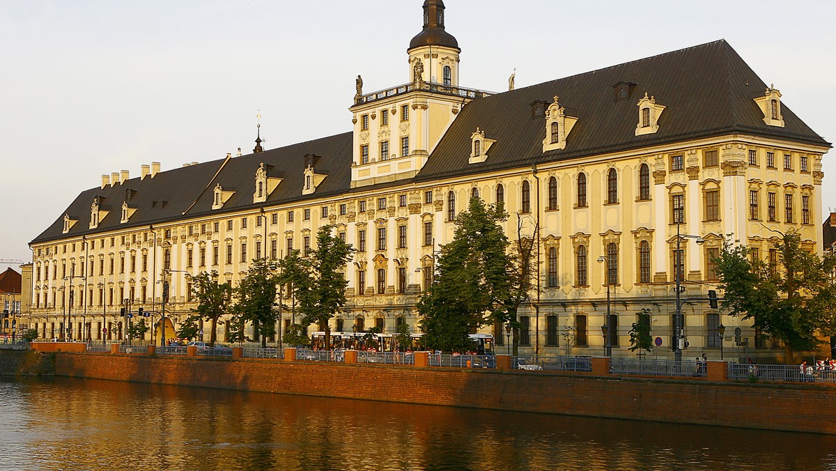 Relacje między wolnością, kulturą i tożsamością to temat przewodni 5. Nocy Humanistów, która odbędzie się dziś na Uniwersytecie Wrocławskim. Naukowcy opowiedzą m.in. o polskim zróżnicowaniu etnicznym i religijnym oraz o łączących się z nim mitami, wierzeniami i przekonaniami.