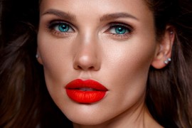 KULTNI KARMIN OSAMDESETIH Samantha 17, simbol estetike i emocija koji će ostati večno urezan u sećanja generacija