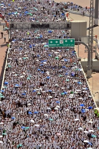 a SAUDI - RELIGIOUS - ISLAM - HAJJ