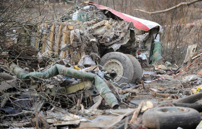 Brudziński: "Wierzę, że były dwa wybuchy w Tu-154"
