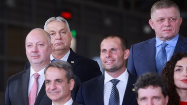 ue zaciąga wspólny dług dla ukrainy. trzej sąsiedzi polski powiedzieli