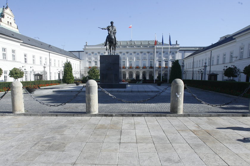 Prezes PiS ujawnił, co stanie przed Pałacem Prezydenckim