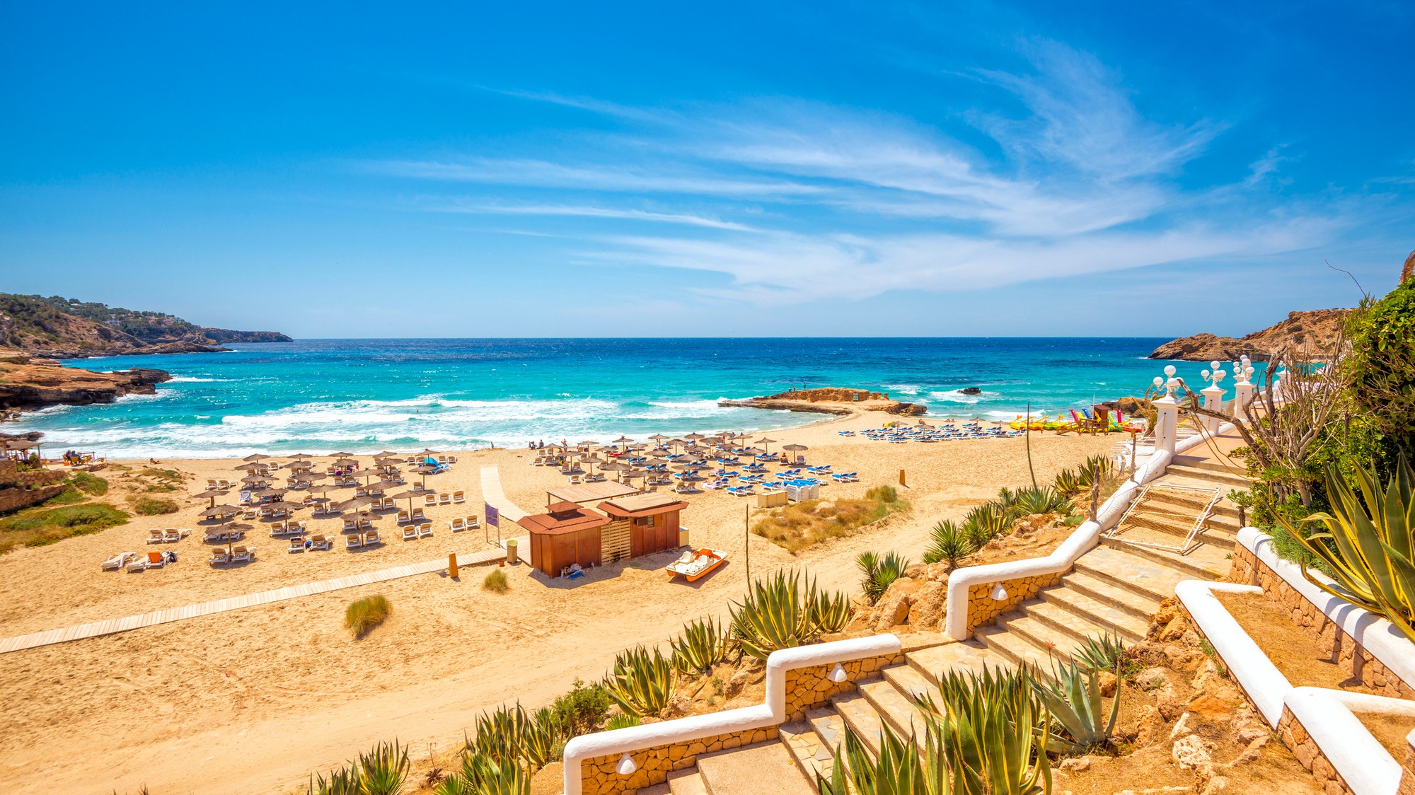 Ibiza patrí medzi vyhľadávané dovolenkové destinácie. (ilustračné foto)