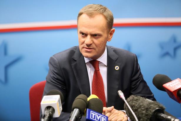 Tusk zadowolony z sankcji nałożonych na Rosję