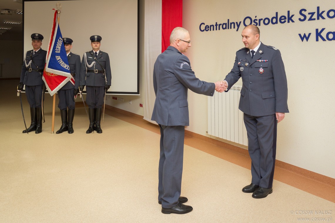 Ppłk. Ryszard Czapracki odbiera nominację od gen. Jacka Kitlińskiego