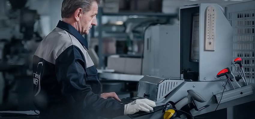 Alu holding, CNC mašina