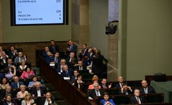 Prof. Królikowski: W propozycji PiS formuła równoważenia się władz sądowniczej, wykonawczej i ustawodawczej została naruszona