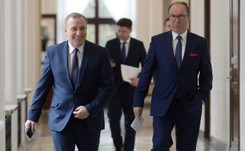 Blok lewicowy na wybory niepewny. Wszystko w rękach... Schetyny. Czarzasty 'ogonem przy psie'?