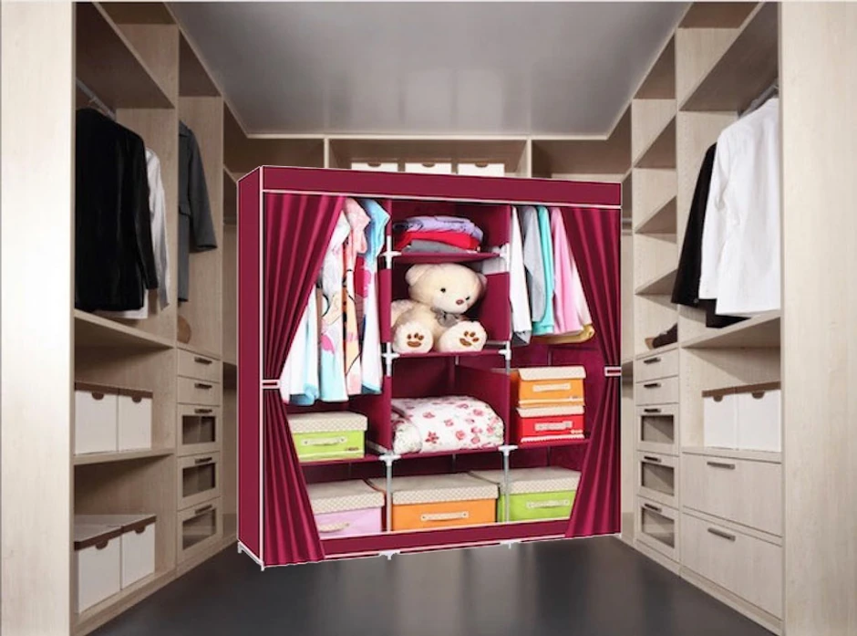 Praktični mobilni garderober