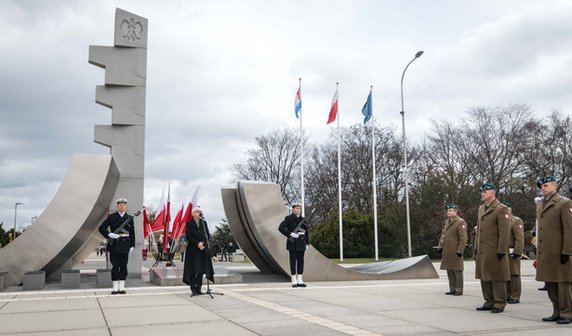 Przewodnicząca Rady Miasta Gdyni Joanna Zielińska podczas uroczystości z okazji 96. rocznicy nadania Gdyni praw miejskich