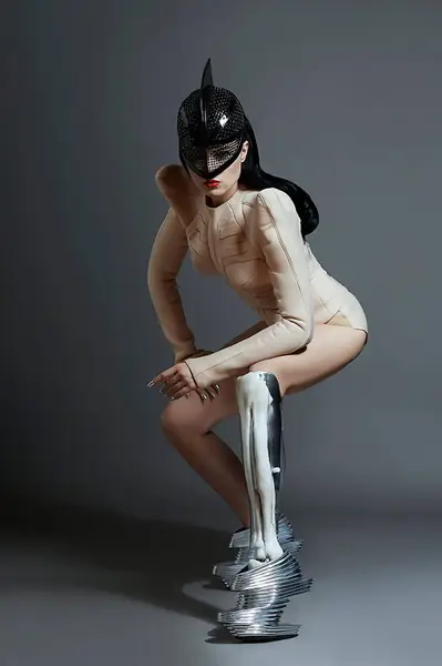 http://www.viktoriamodesta.com/