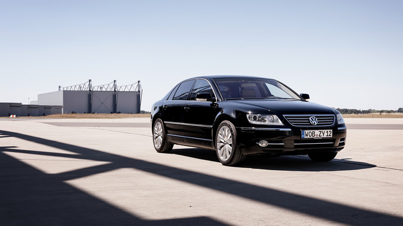 Volkswagen Phaeton (pierwsza generacja; 2002-2016)