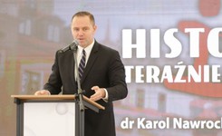 Karol Nawrocki zapowiada obniżkę VAT na żywność i energię. Plany wyborcze kandydata PiS