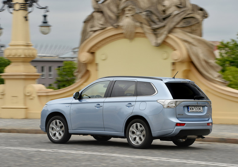 Mitsubishi Outlander PHEV