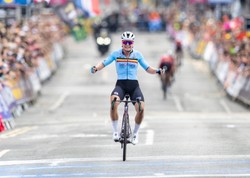 MŚ w kolarstwie. Triumf Kopecky w wyścigu elity