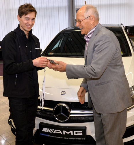 Kamil Stoch odebrał swojego nowego mercedesa