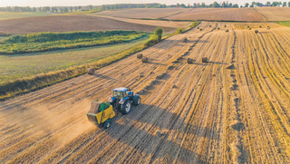 Preferencyjne kredyty dla rolników poszkodowanych przez wojnę. Od kiedy będą udzielane?
