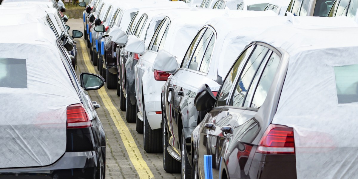 Branża motoryzacyjna w Niemczech wciąż jest w zapaści. Ostre odbicie przemysł zawdzięcza produkcji samolotów, pociągów i statków