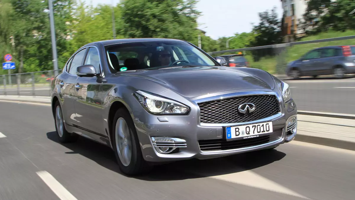 Infiniti Q70 Hybrid - stylowe, szybkie i oszczędne