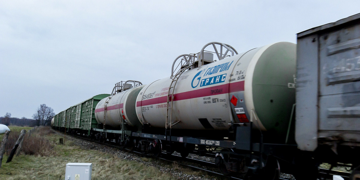 Rosja chciała dominować na rynku LNG. Sankcje pokrzyżują te plany.