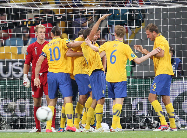 Szwedzi za karę dostaną mniej pieniędzy za grę w eliminacjach do mundialu w Brazylii