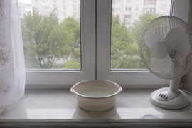 Kako rashladiti stan pomoću ventilatora i posude sa vodom: "Ovaj trik mi je otkrila tetka"