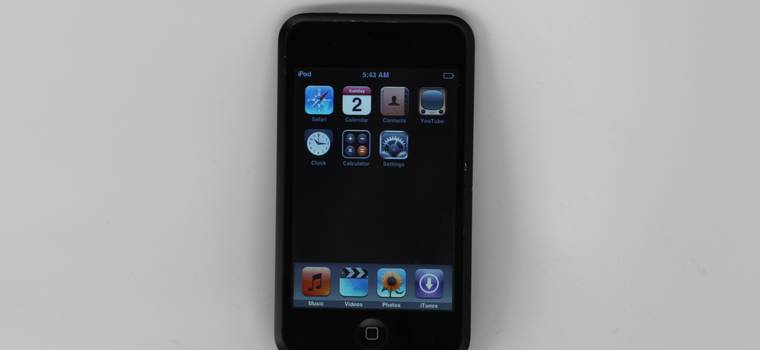 Prototyp iPoda touch 1. generacji na zdjęciach. Nigdy nie trafił do sprzedaży