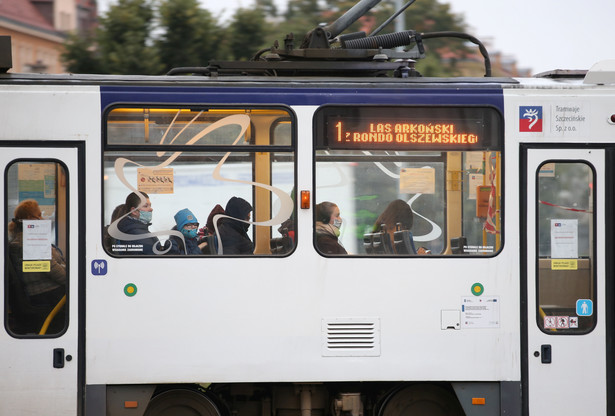 Rząd ma przedstawić nowe obostrzenia w związku z koronawirusem