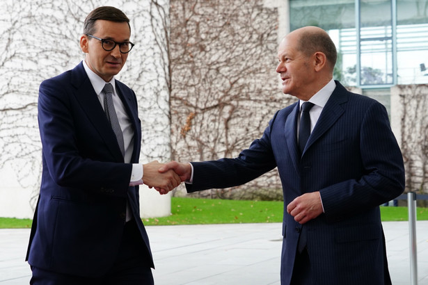 Mateusz Morawiecki i Olaf Scholz