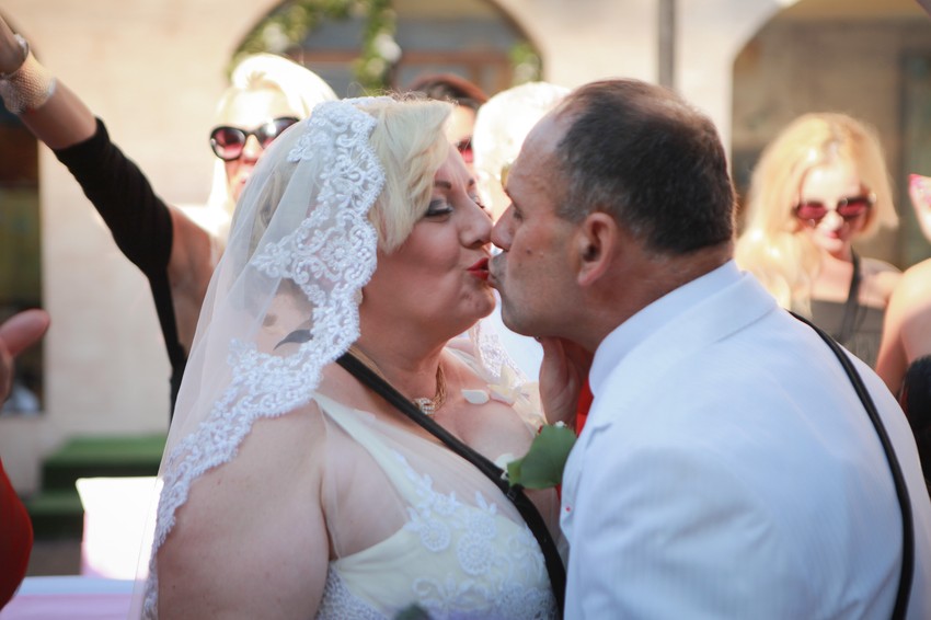 Jedan od lažiranih brakova: Vesna Rivas i Ilija Grahovac, zvani Zmaj od Šipova