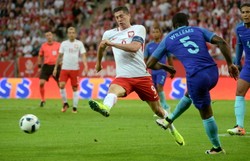 Euro 2016: Holendrzy sprawili kadrze Nawałki zimny prysznic. Polacy na kilka dni przed ME wypadli blado